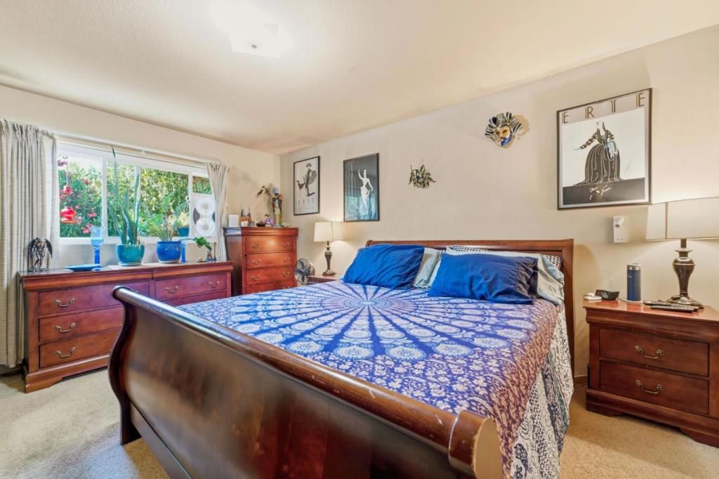 Image 11 of property listing at 819 Hudson Street, Redwood City, CA 94061