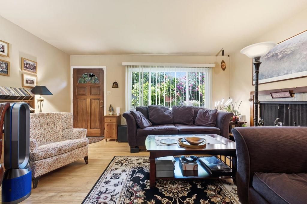Image 7 of property listing at 819 Hudson Street, Redwood City, CA 94061