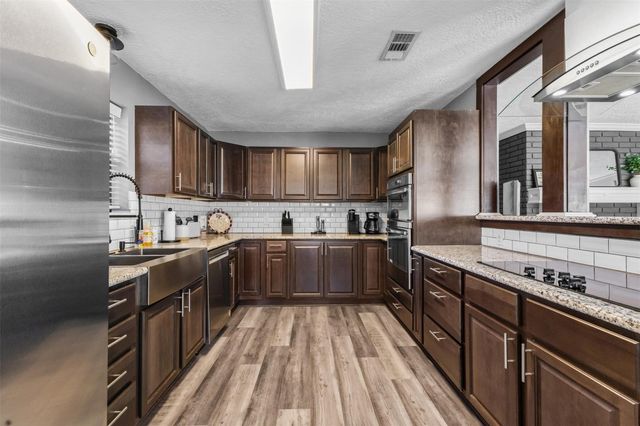 2517 Arbor Drive, Bryan, TX 77802