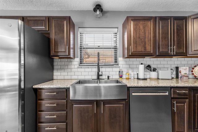 2517 Arbor Drive, Bryan, TX 77802