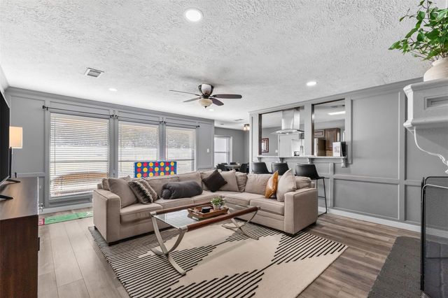 2517 Arbor Drive, Bryan, TX 77802