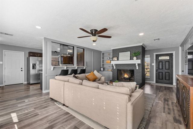 2517 Arbor Drive, Bryan, TX 77802