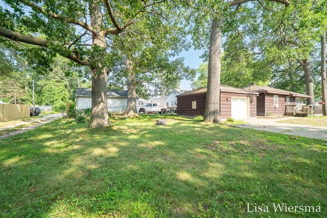 2190 W Sherman Boulevard, Muskegon, MI 49441