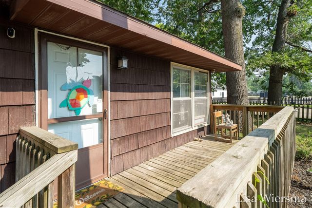 2190 W Sherman Boulevard, Muskegon, MI 49441