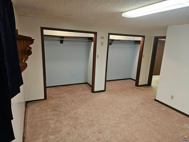 10819 T2 Lane, Hoyt, KS 66440