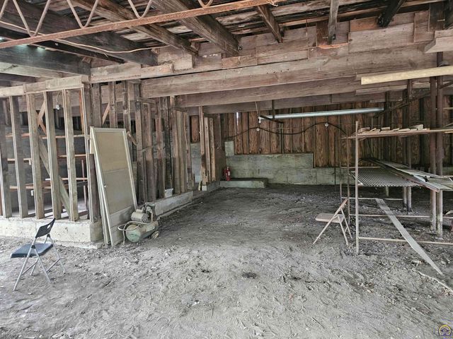 10819 T2 Lane, Hoyt, KS 66440