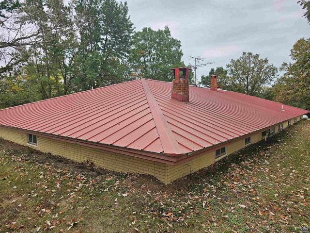 10819 T2 Lane, Hoyt, KS 66440