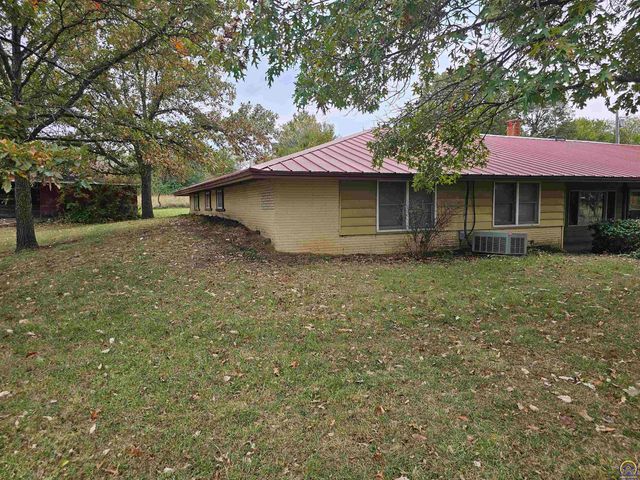 10819 T2 Lane, Hoyt, KS 66440