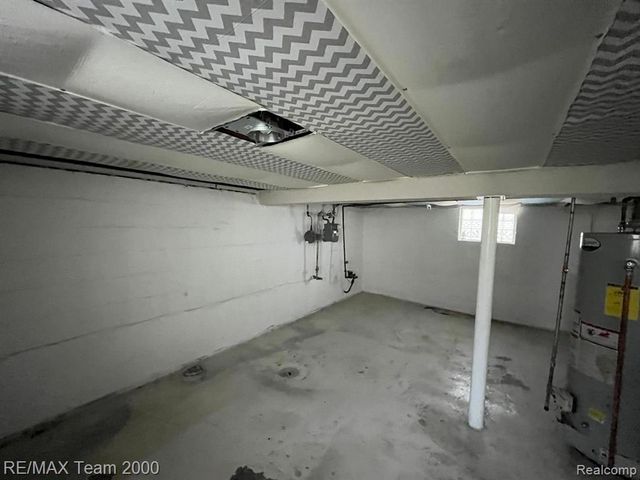 2050 Cornell Street, Dearborn, MI 48124