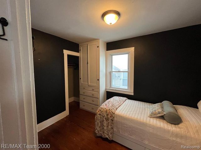 2050 Cornell Street, Dearborn, MI 48124