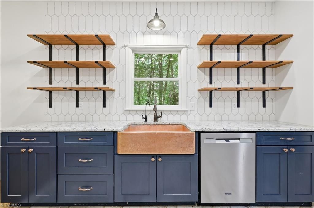 8861 Boylston Road, Colfax, NC 27235