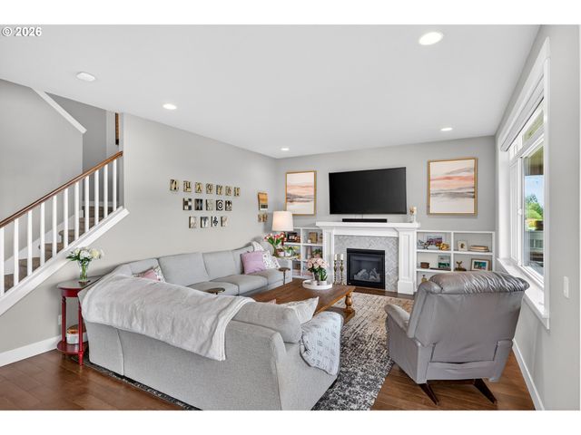2819 N ESTATE St, Newberg, OR 97132