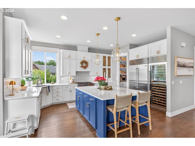 2819 N ESTATE St, Newberg, OR 97132