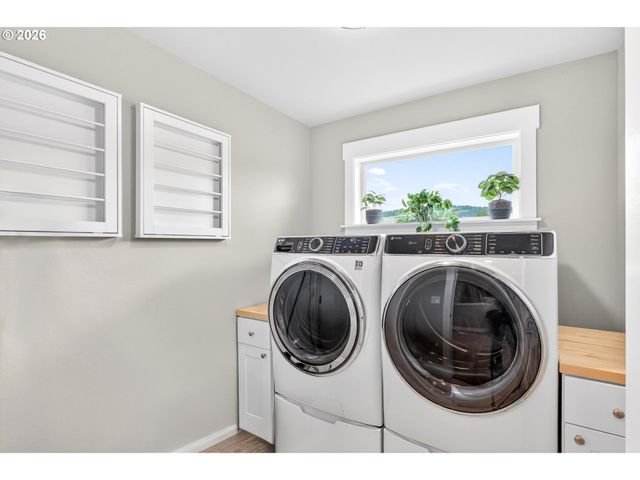 2819 N ESTATE St, Newberg, OR 97132