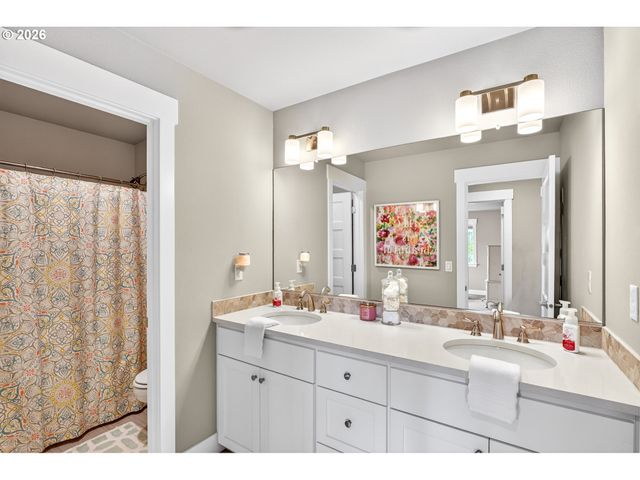 2819 N ESTATE St, Newberg, OR 97132