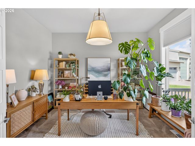 2819 N ESTATE St, Newberg, OR 97132