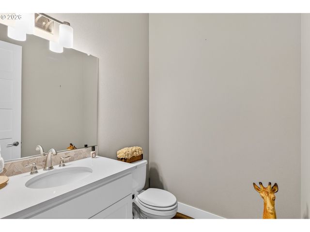 2819 N ESTATE St, Newberg, OR 97132