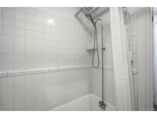 1422 N Downing St A, Denver, CO 80218