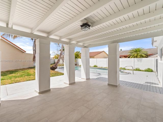 13841 SW 17th Ter, Miami, FL 33175