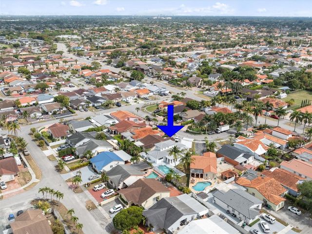 13841 SW 17th Ter, Miami, FL 33175