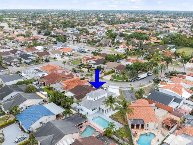 13841 SW 17th Ter, Miami, FL 33175