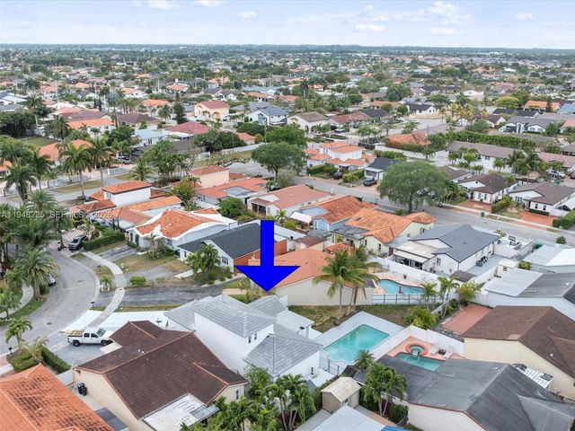 13841 SW 17th Ter, Miami, FL 33175