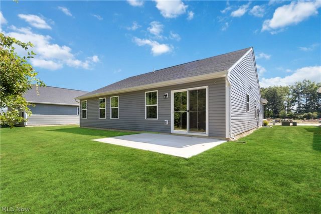 113 W Spring Drive, Elyria, OH 44035