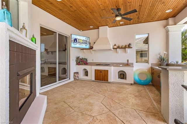 2604 Cape Coral PKWY W, Cape Coral, FL 33914