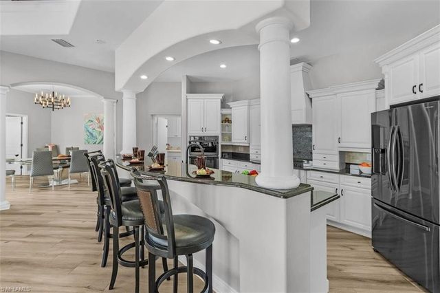 2604 Cape Coral PKWY W, Cape Coral, FL 33914