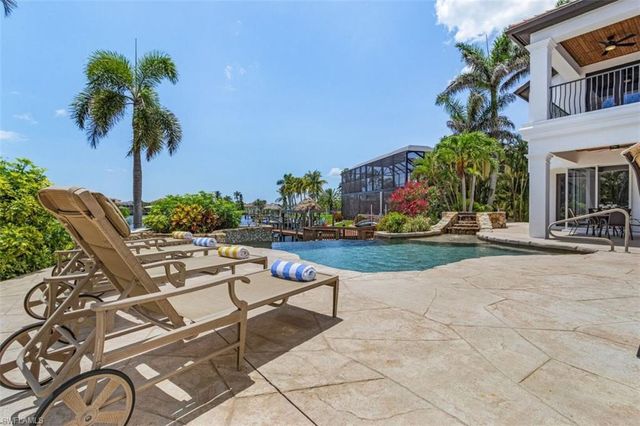 2604 Cape Coral PKWY W, Cape Coral, FL 33914