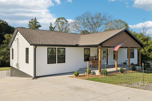 417 Defeated Creek Hwy, Carthage, TN 37030