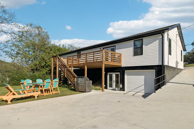 417 Defeated Creek Hwy, Carthage, TN 37030