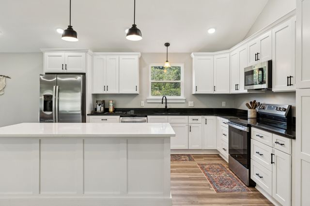 417 Defeated Creek Hwy, Carthage, TN 37030