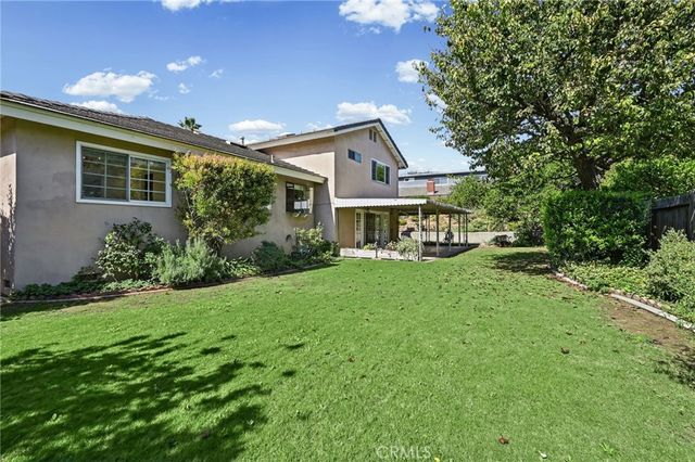 5062 W Knoll Drive, Yorba Linda, CA 92886