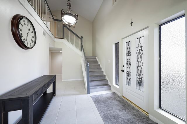2000 Ashe Road 18, Bakersfield, CA 93309