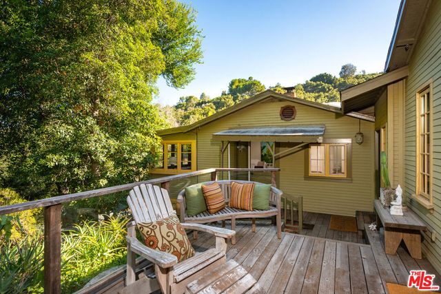 913 A FERNWOOD PACIFIC Drive, Topanga, CA 90290