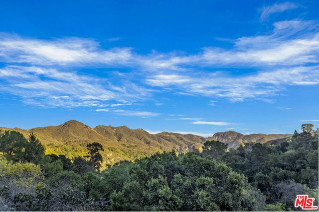 913 A FERNWOOD PACIFIC Drive, Topanga, CA 90290