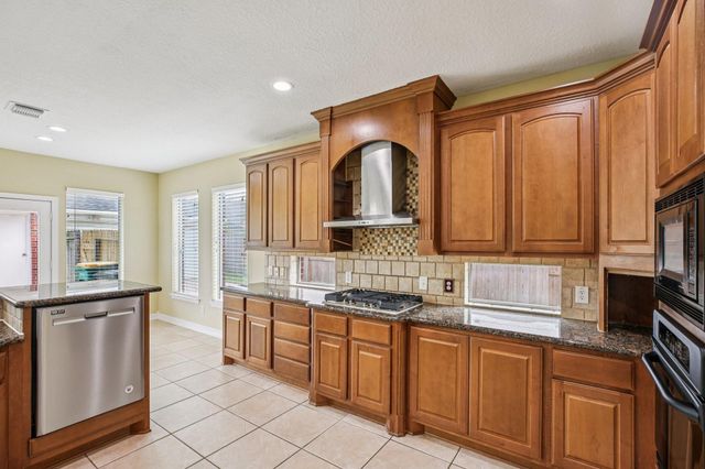 2623 Misty Grove Drive, Manvel, TX 77578