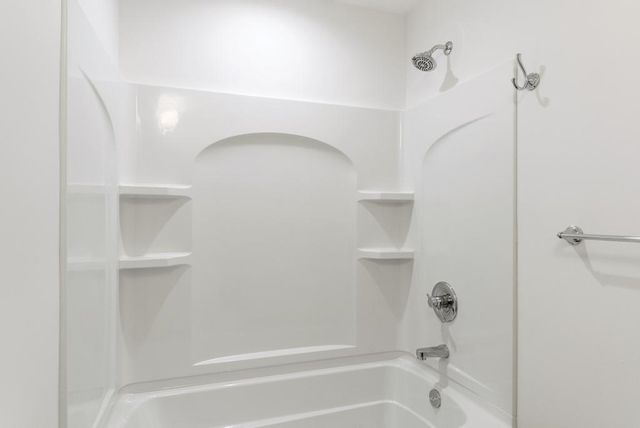 1205 State Street, Charlevoix, MI 49720