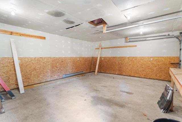 1205 State Street, Charlevoix, MI 49720