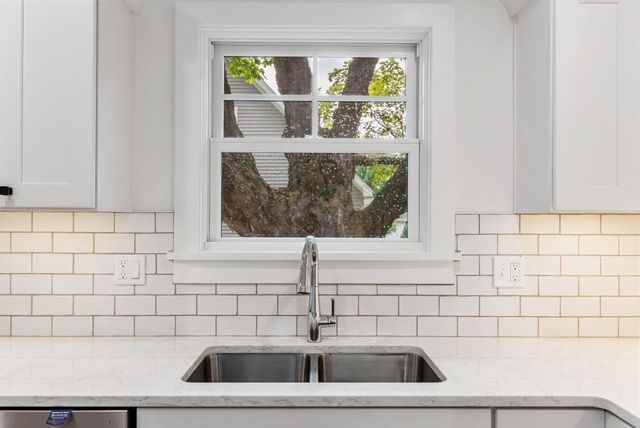 1205 State Street, Charlevoix, MI 49720