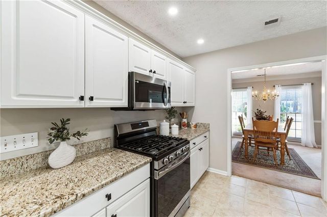 6650 Curvet Court, Cumming, GA 30040