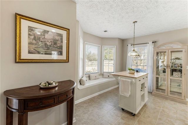 6650 Curvet Court, Cumming, GA 30040