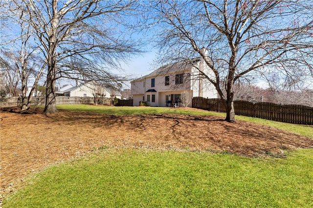 6650 Curvet Court, Cumming, GA 30040