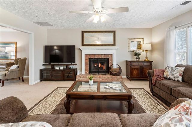 6650 Curvet Court, Cumming, GA 30040