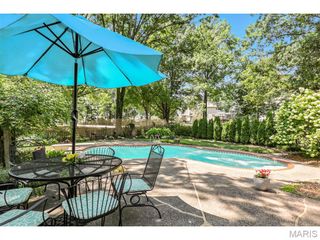 801 Weatherwood Drive, Manchester, MO 63021