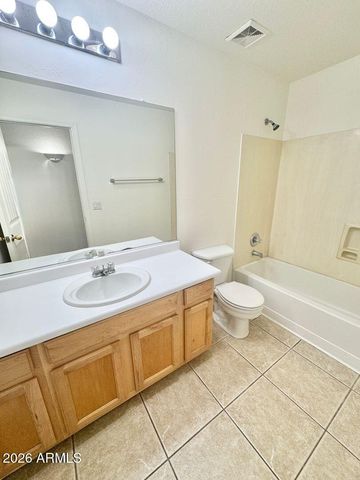 2106 W Alta Vista Road, Phoenix, AZ 85041