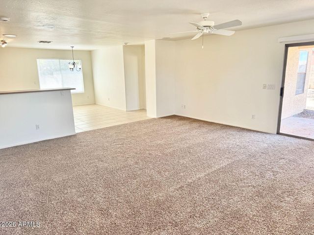 2106 W Alta Vista Road, Phoenix, AZ 85041