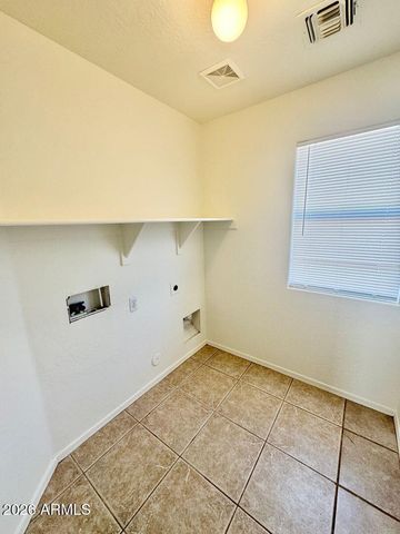 2106 W Alta Vista Road, Phoenix, AZ 85041
