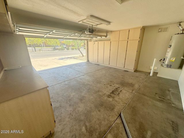 2106 W Alta Vista Road, Phoenix, AZ 85041